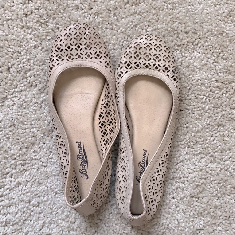 Lucky brand flats size 5.5